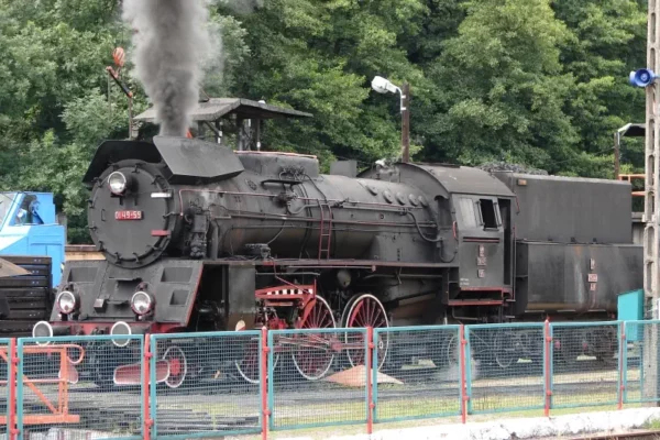 Lokomotywa pod parą – fot. PolandMFA