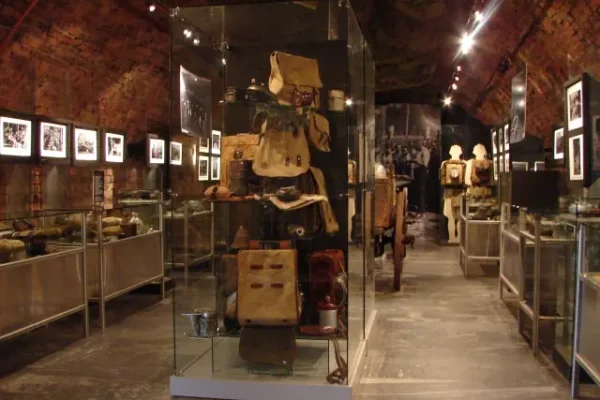 Wystawa stała Muzeum Uzbrojenia