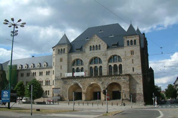 zamek_cesarski_poznan