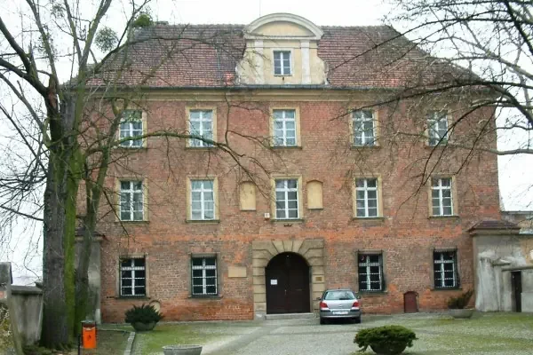 Former Lubrański Academy